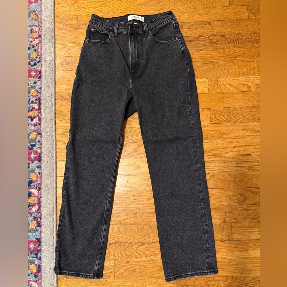 Abercrombie High Rise Ankle Straight Jeans - Black (Curve Love)